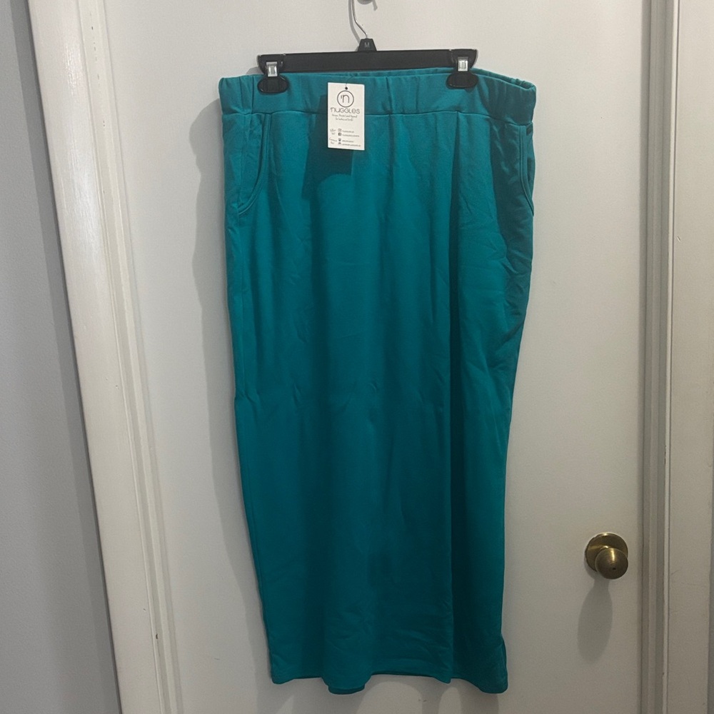 Chic Teal Pencil Skirt